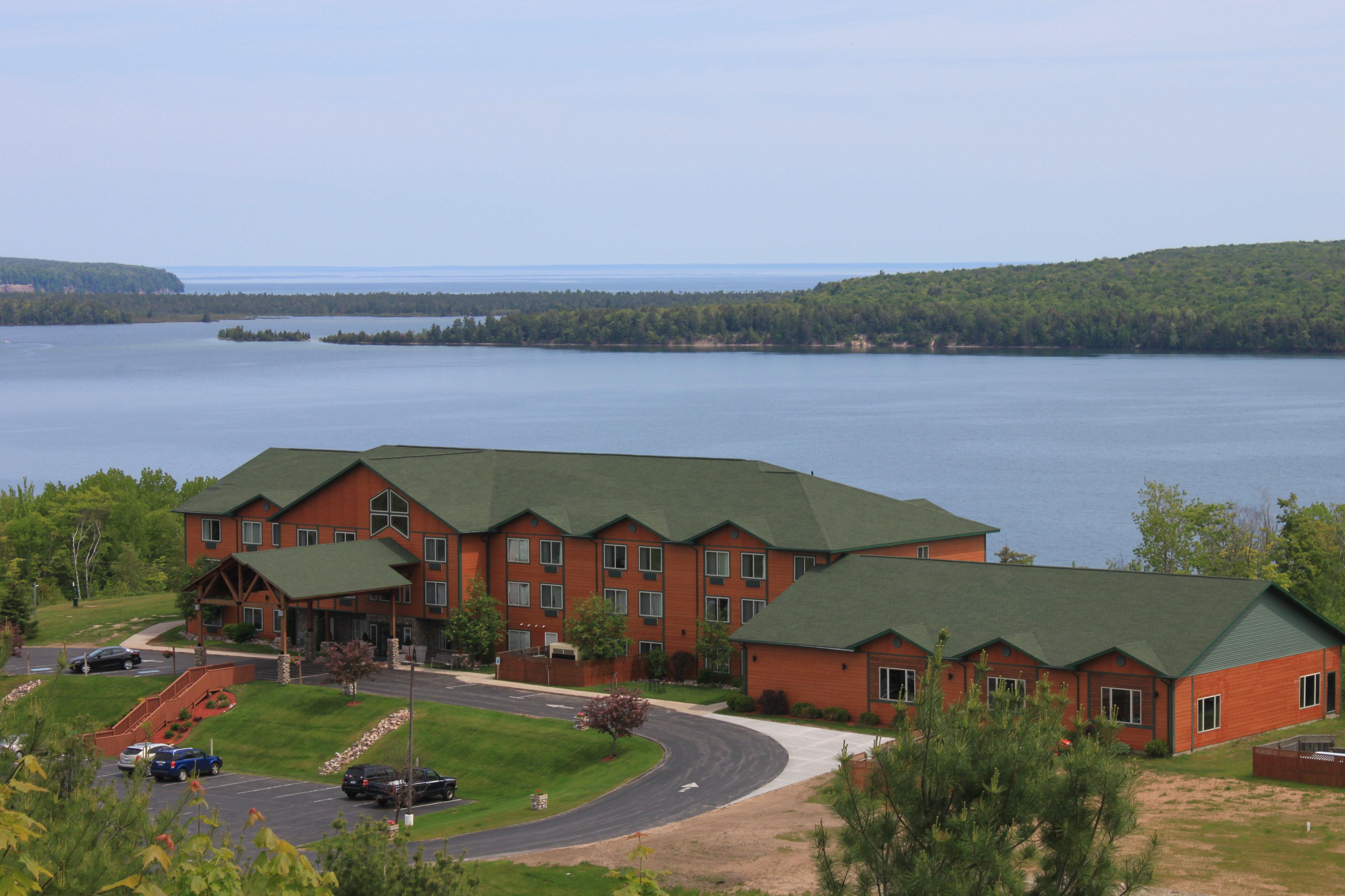 Holiday Inn Express Munising-Lakeview, An Ihg Hotel Eksteriør bilde