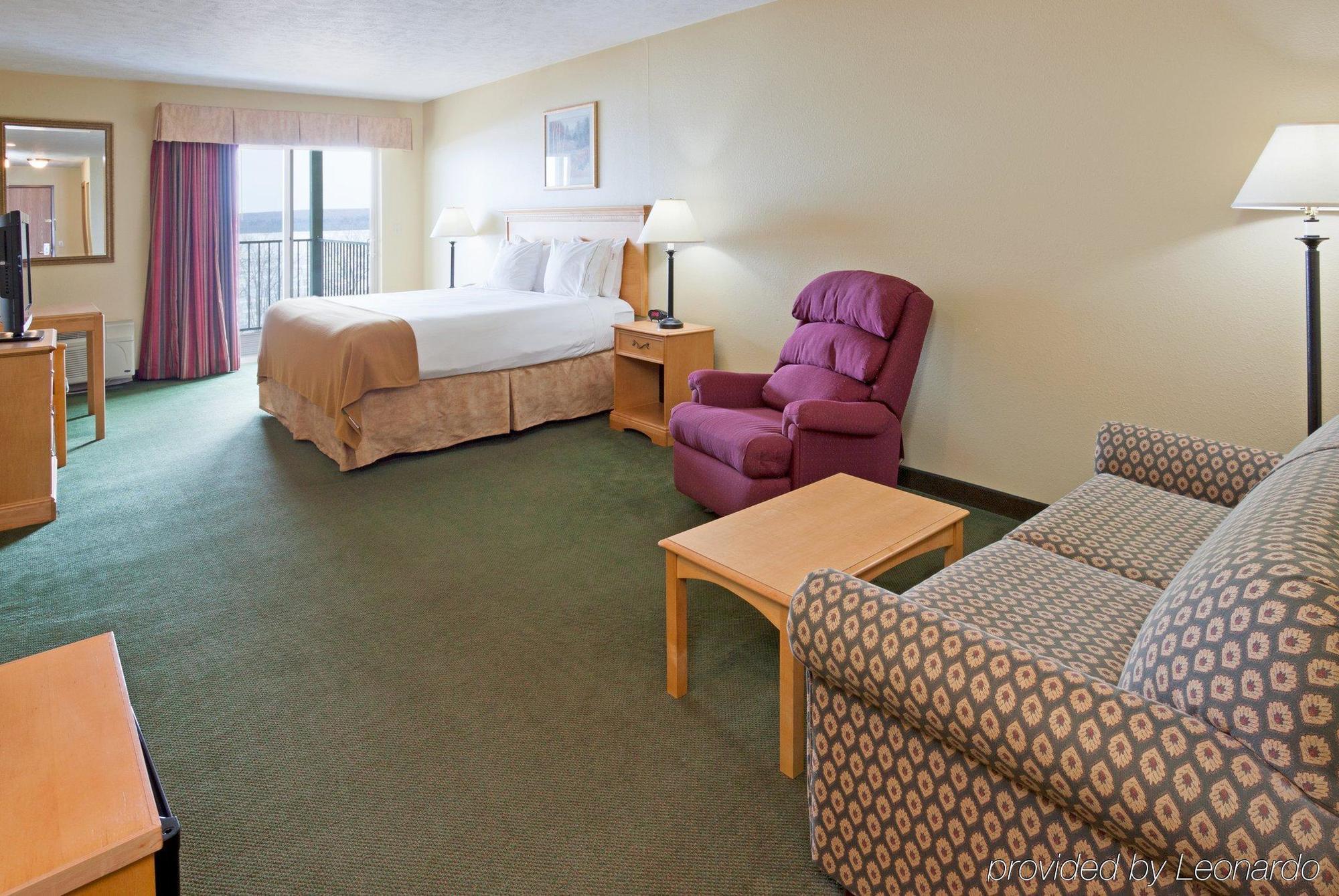 Holiday Inn Express Munising-Lakeview, An Ihg Hotel Rom bilde
